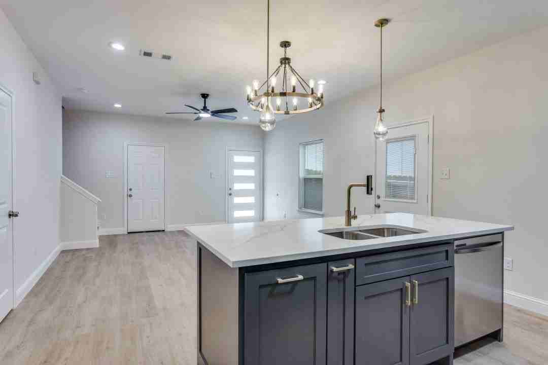 8004 Julie Ave #2 - Photo 4 of 12