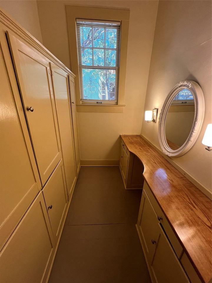 4325 Junius St - Photo 2 of 5