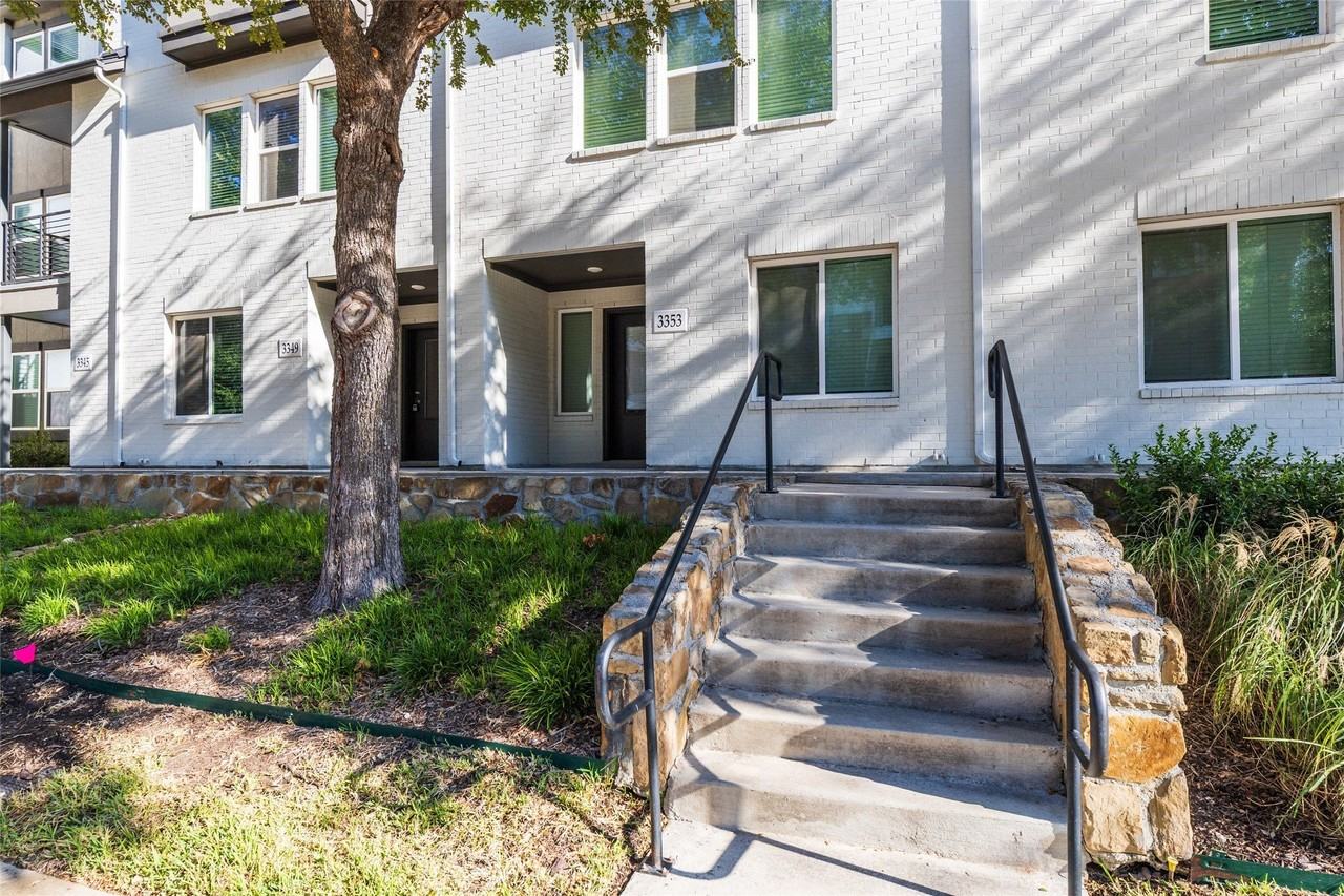 3353 Wynwood Dr - Photo 2 of 30