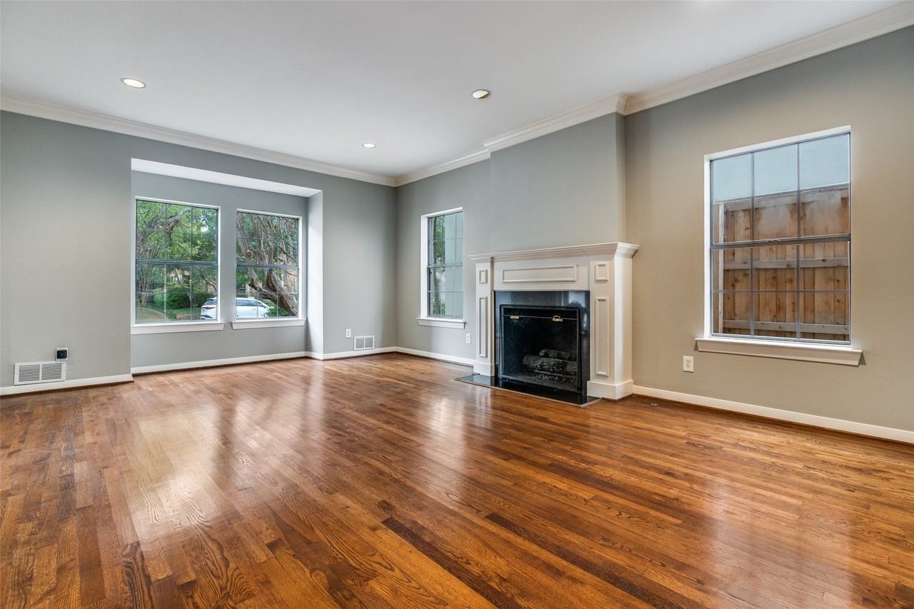 3514 Harvard Ave - Photo 4 of 25
