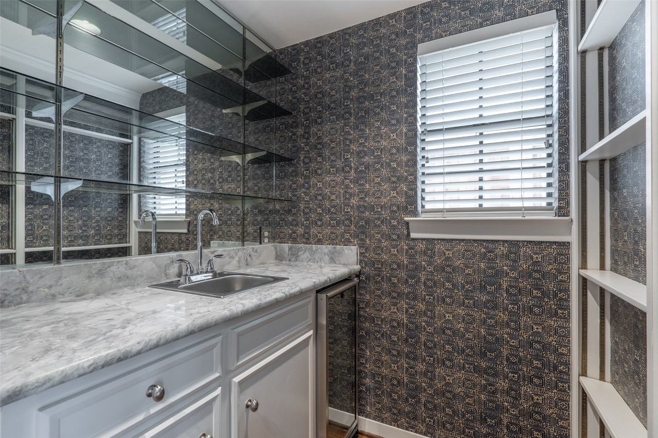 3514 Harvard Ave - Photo 6 of 25
