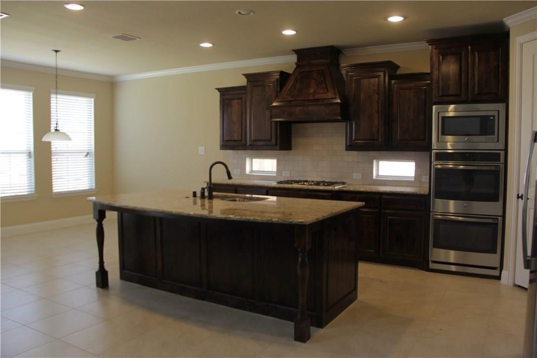 14764 Crystal Beach Ln - Photo 2 of 12