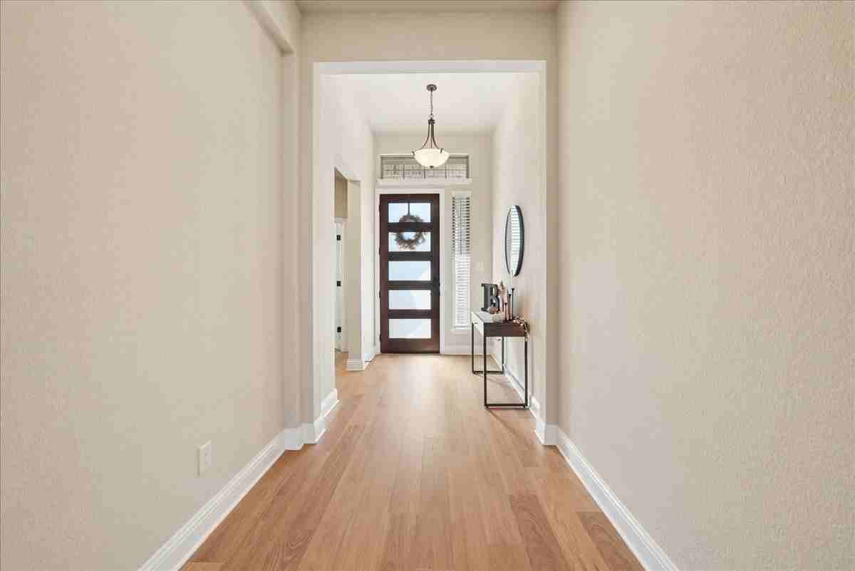 10329 Dittany Ln - Photo 6 of 34