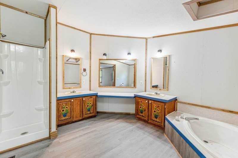 1818 County Road 211 - Photo 7 of 10