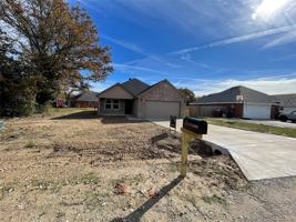 featured image of 721 Hillburn Dr