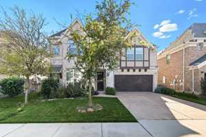 featured image of 4815 Saguaro Rdg