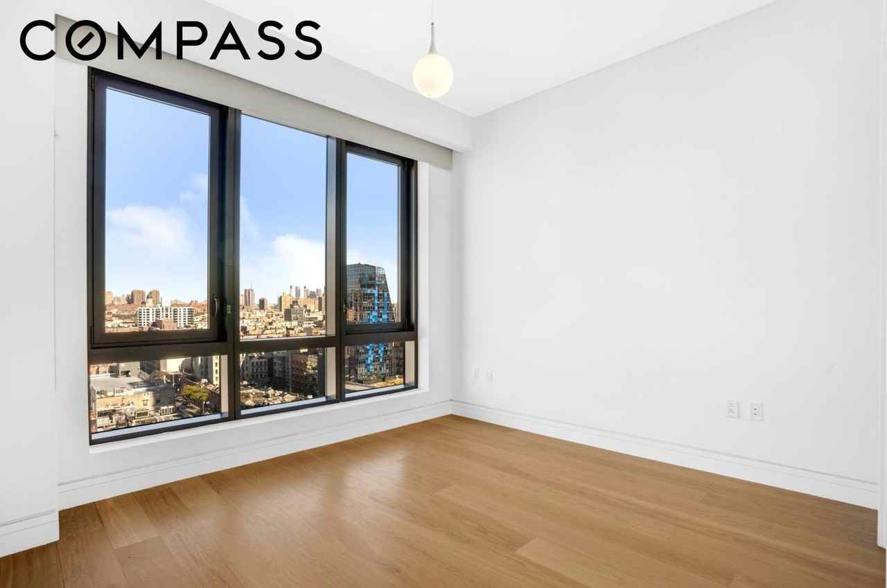 242 Broome St #12D - Photo 7 of 8