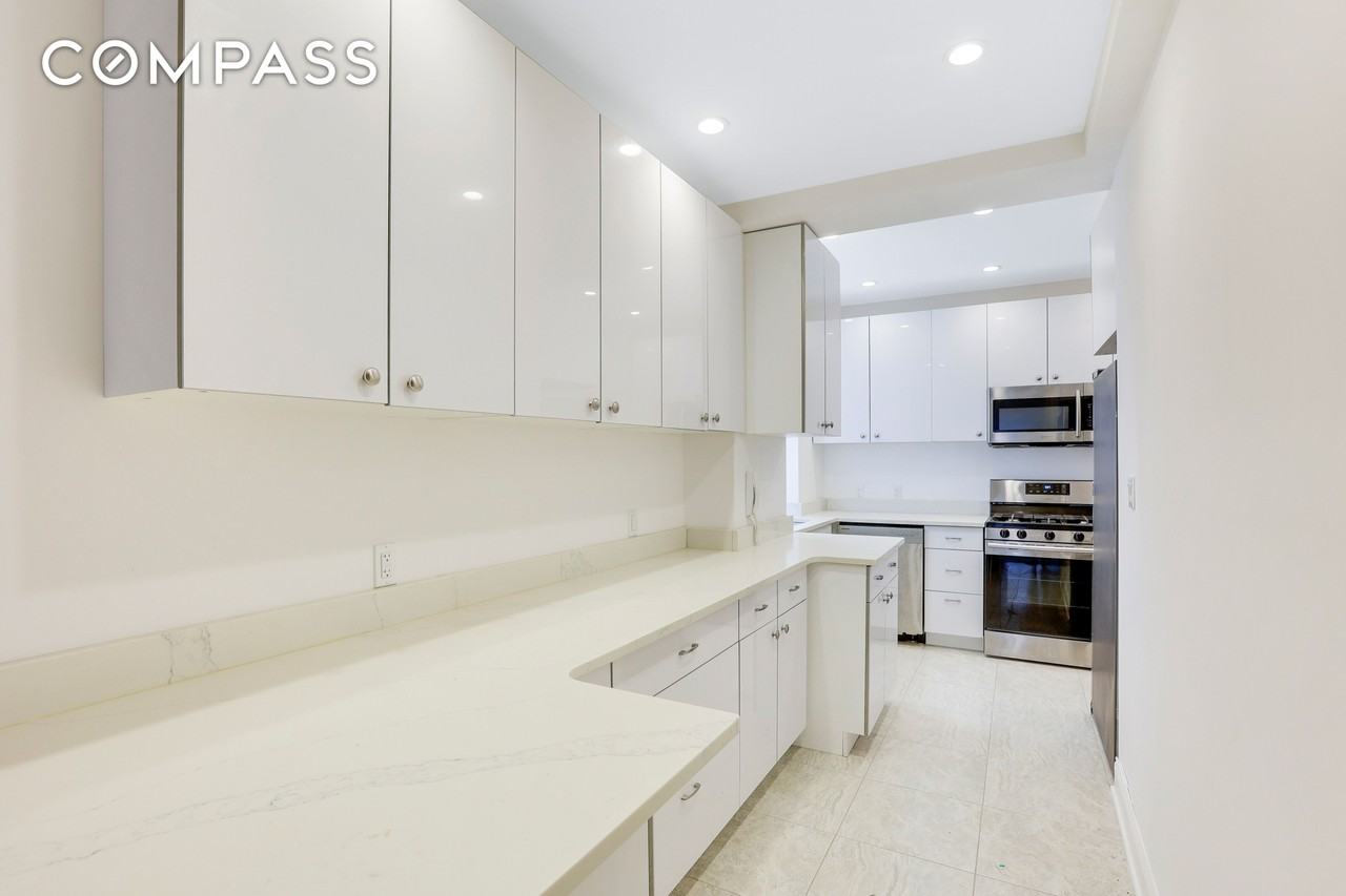 825 W End Ave #10C - Photo 5 of 10