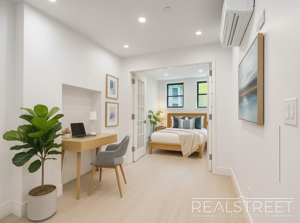 12 Verona Pl #B1 - Photo 4 of 14