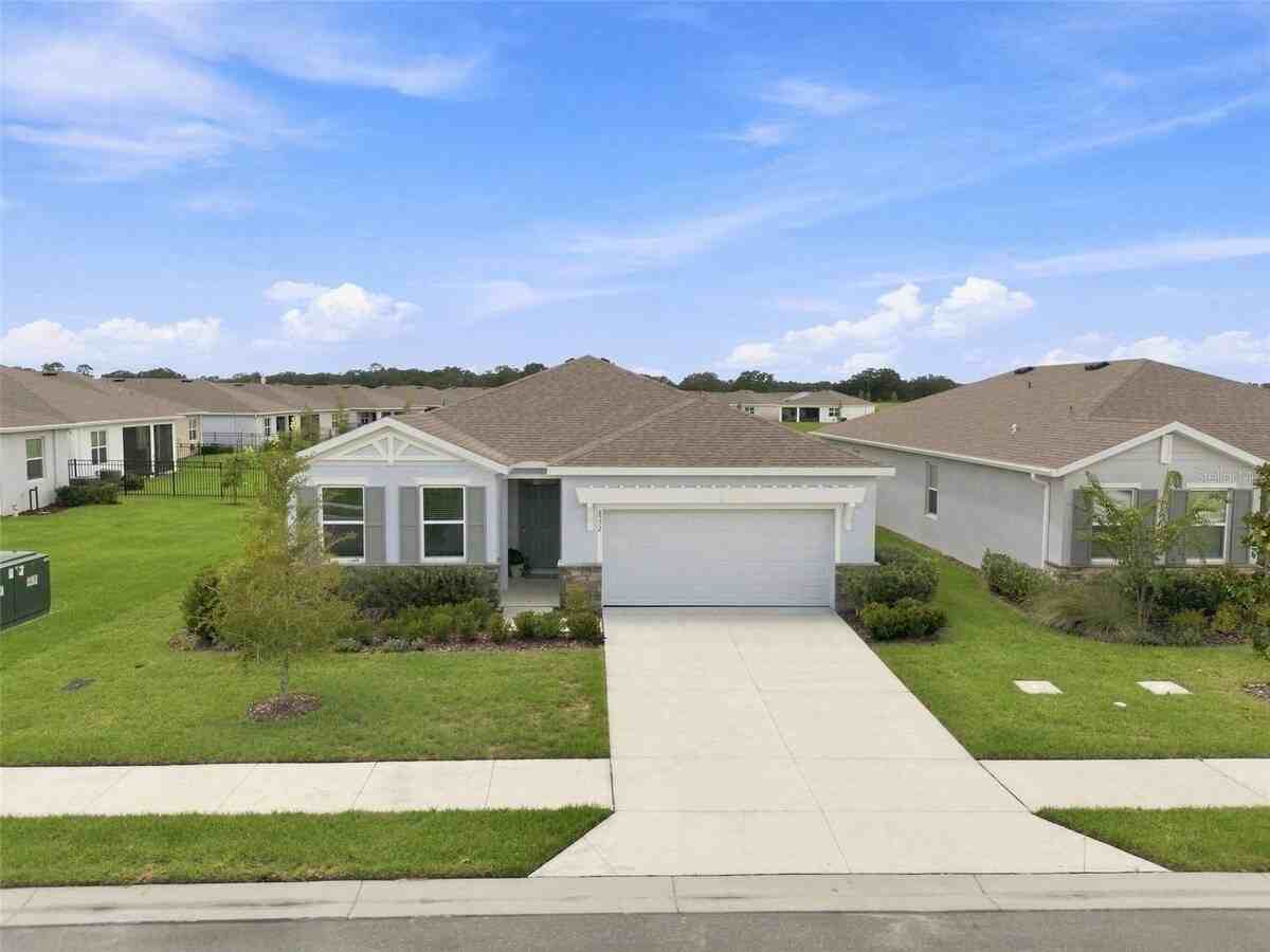 8552 Pinecrest Trl - Photo 2 of 50