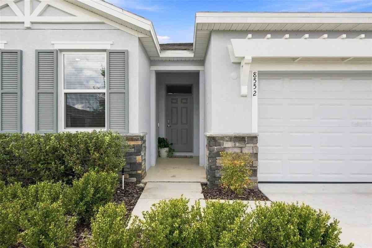 8552 Pinecrest Trl - Photo 3 of 50