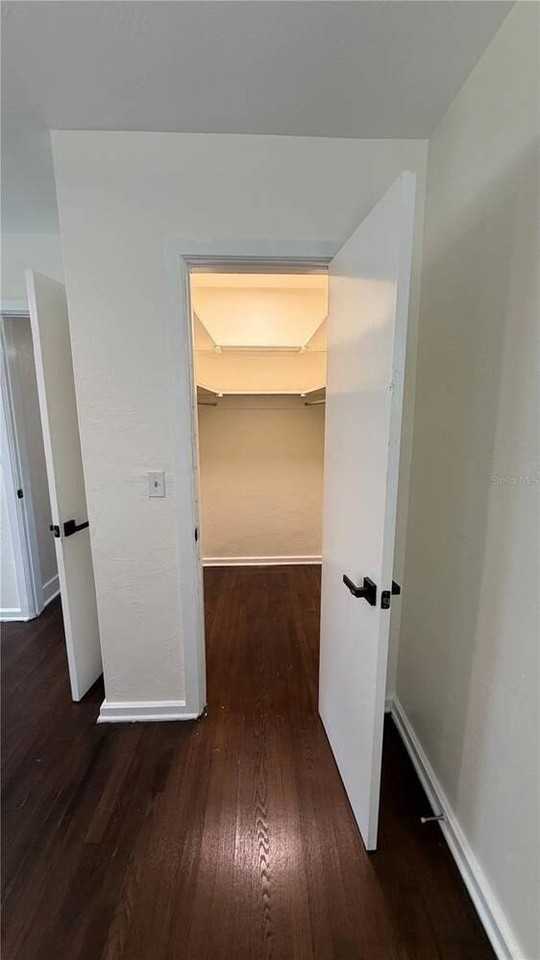 270 W Pineloch Ave - Photo 7 of 13