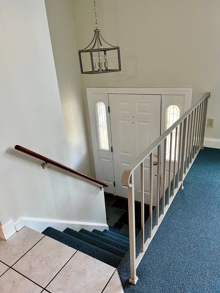 3035 Lone Pine Rd - Photo 6 of 10