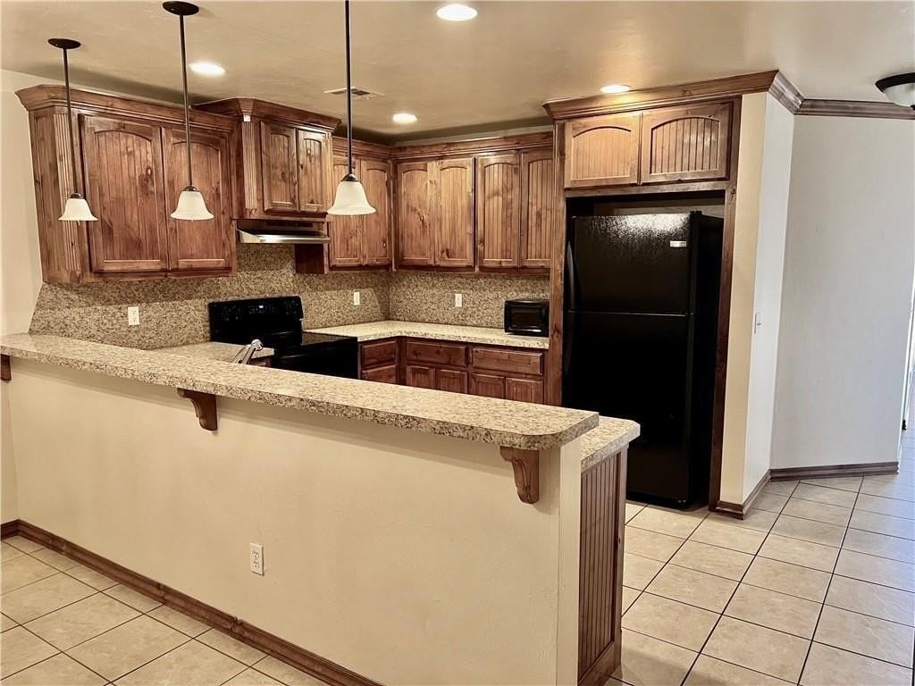 1408 N Lark St - Photo 4 of 11
