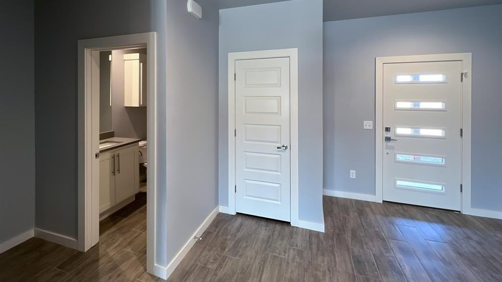 17640 Natalie Ct - Photo 3 of 50