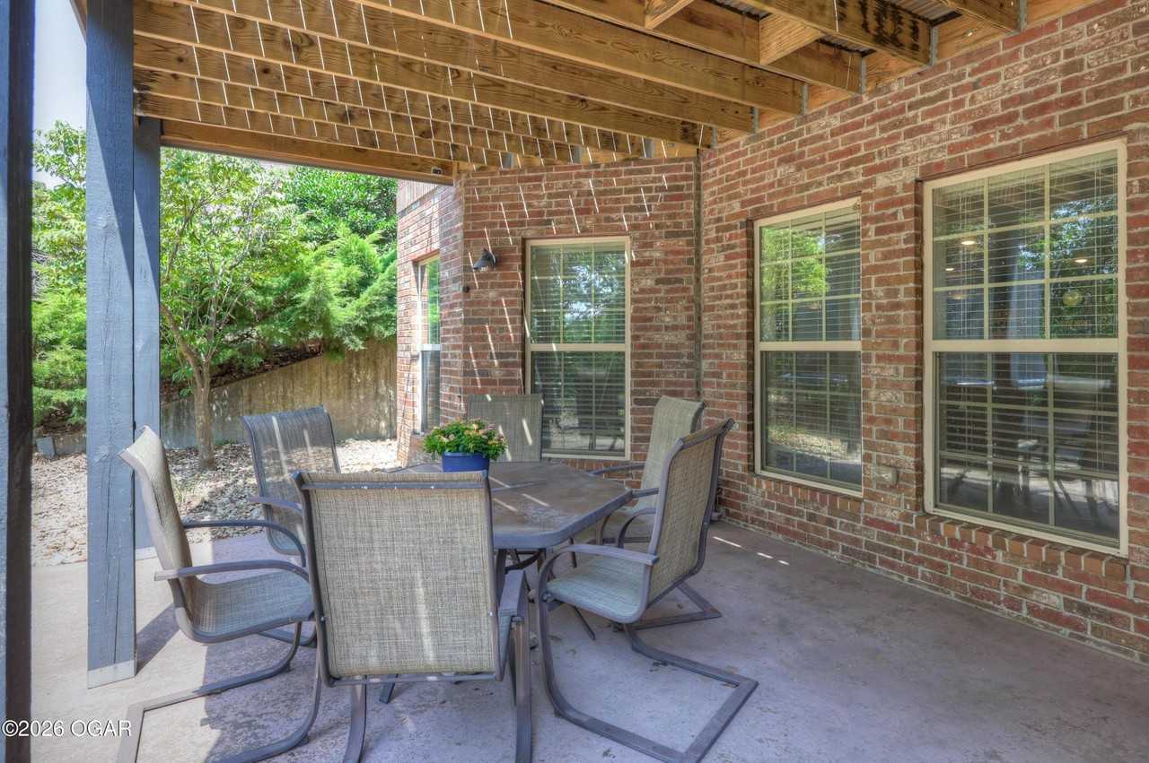 2820 Ridgeview Dr - Photo 5 of 50