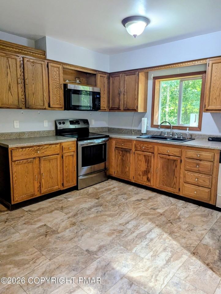 120 Behrens Rd - Photo 7 of 26