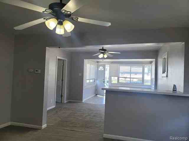 279 Madison Ave - Photo 6 of 16