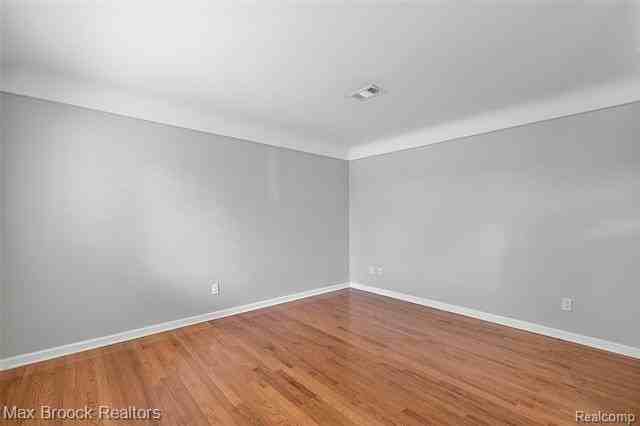 3905 Devon Rd #4 - Photo 2 of 21