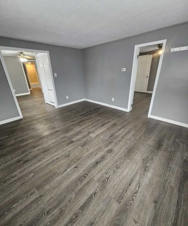 2515 E 72nd St #1 - Photo 3 of 16