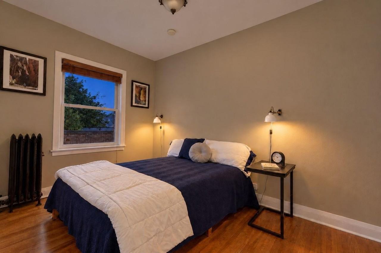 3603 Aldrich Ave S #302 - Photo 4 of 44