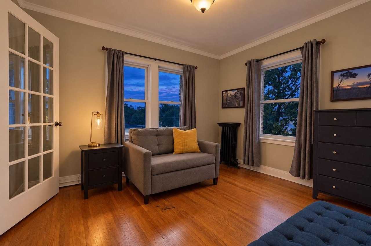3603 Aldrich Ave S #302 - Photo 5 of 44