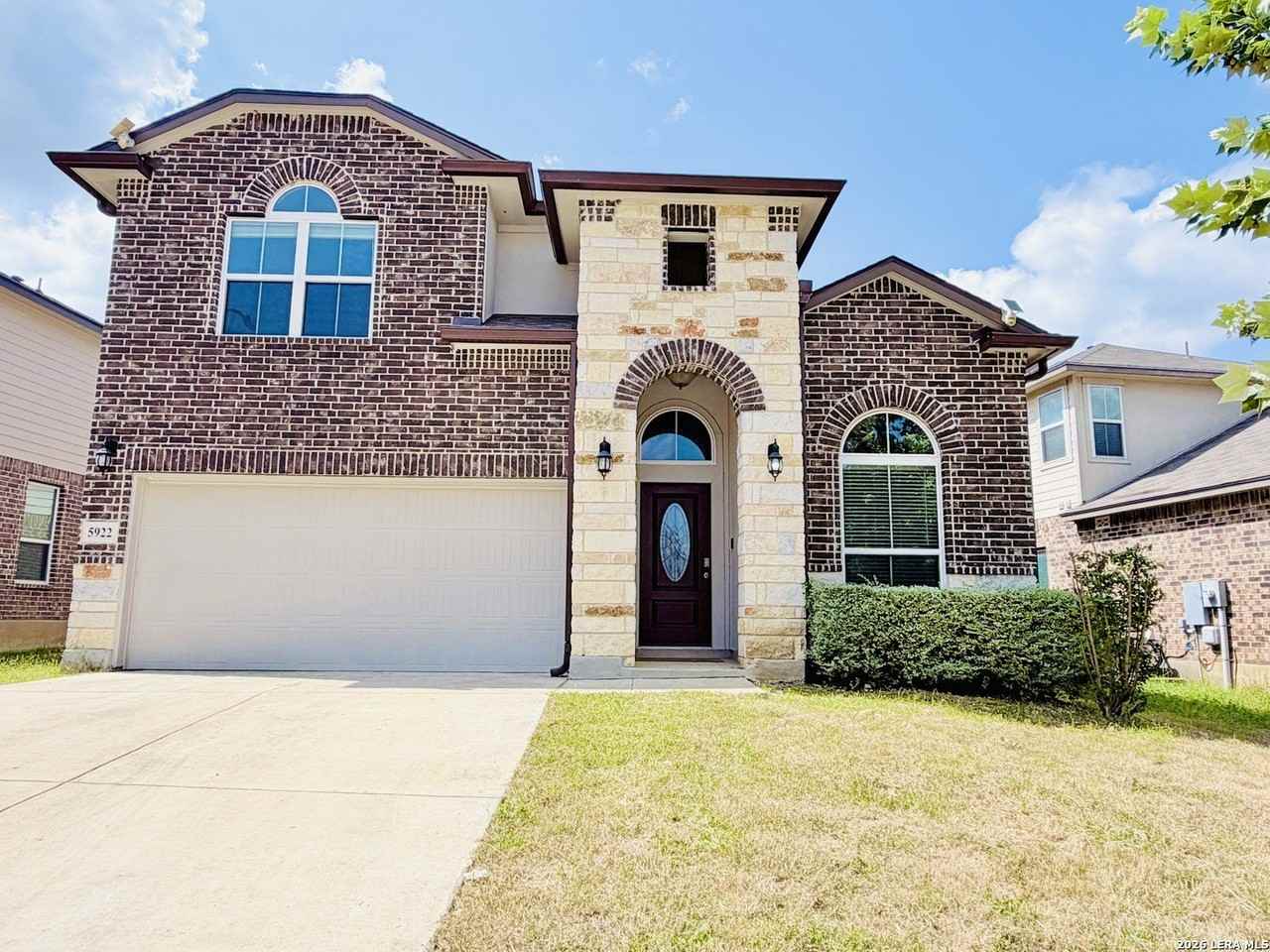 5922 Akin Pl - Photo 4 of 43