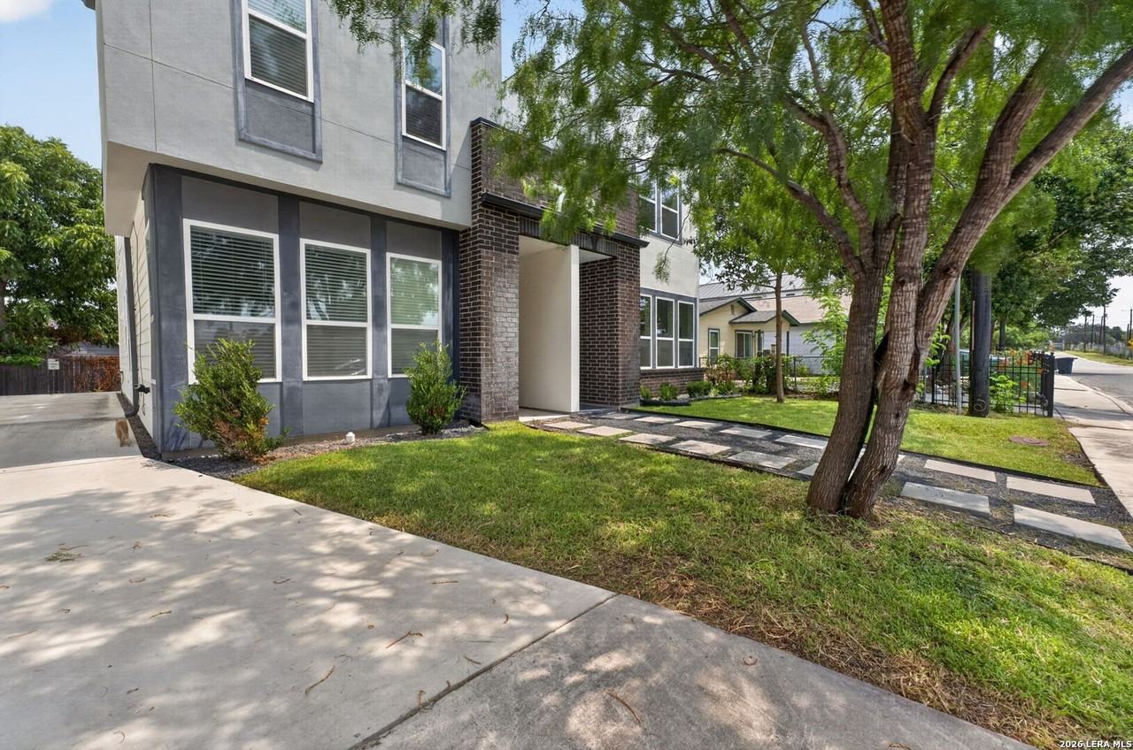 719 Eleanor Ave #102 - Photo 3 of 46