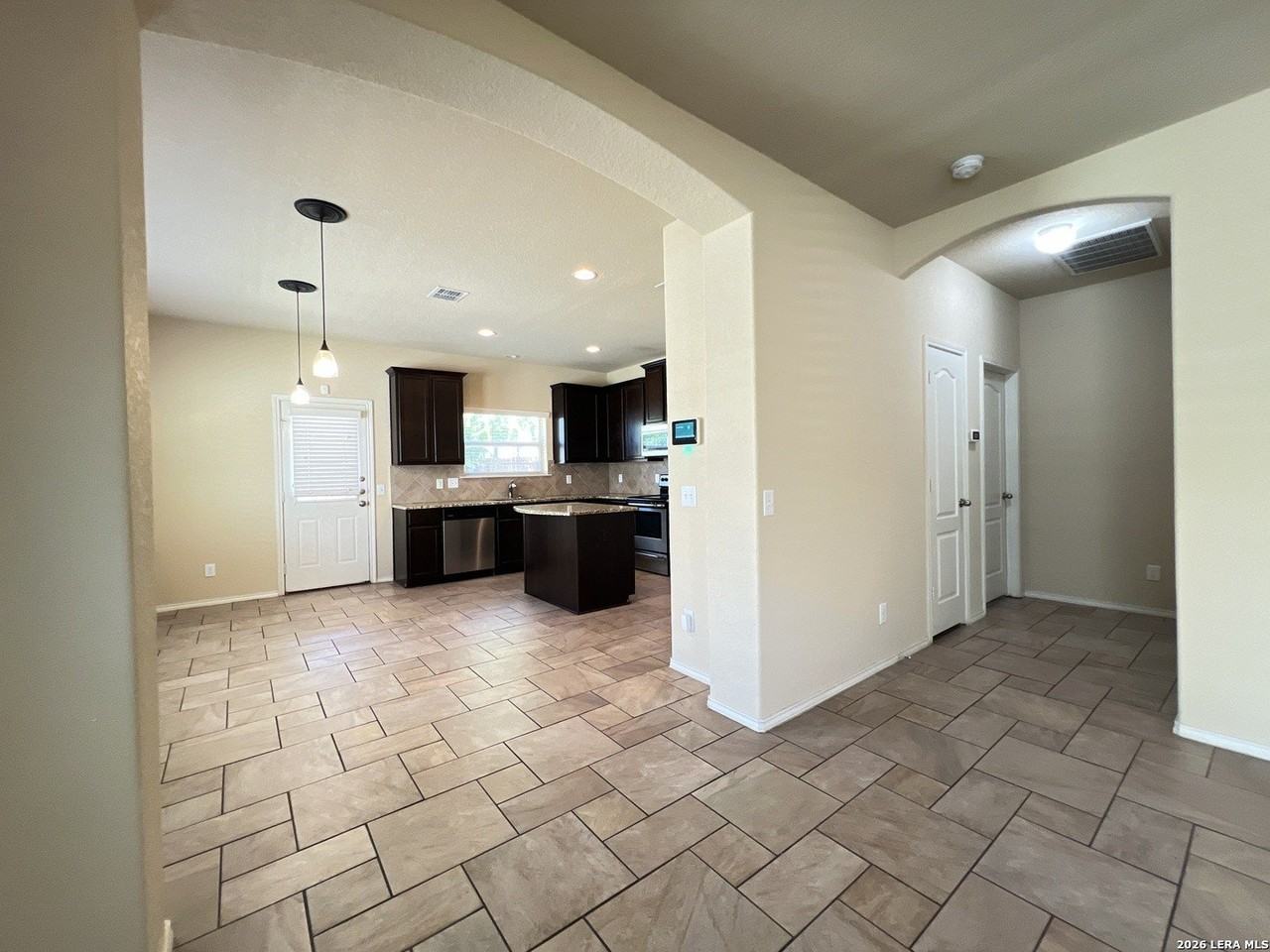 10403 Ashbury Crk - Photo 5 of 30