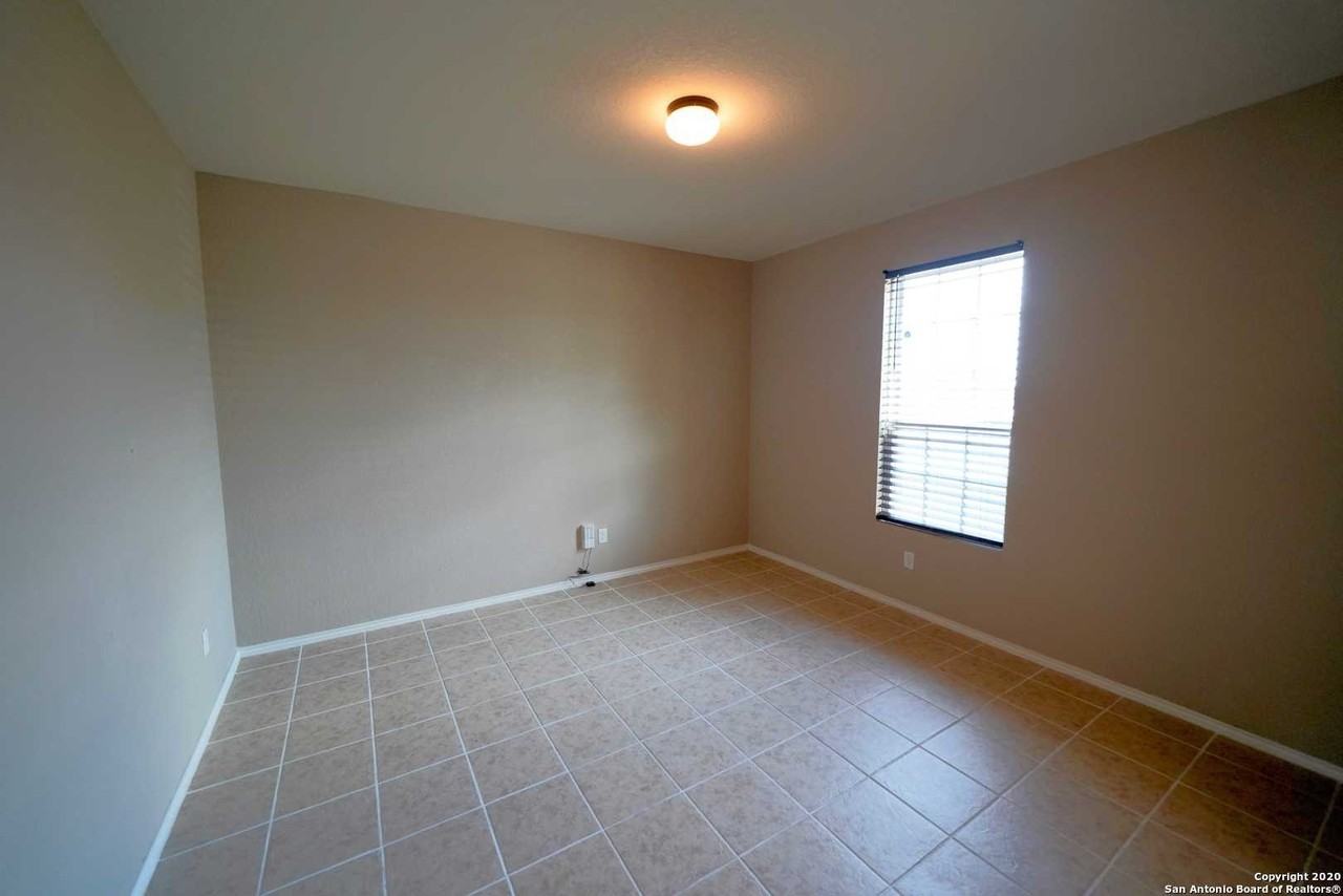 3730 Acorn Pl - Photo 6 of 47
