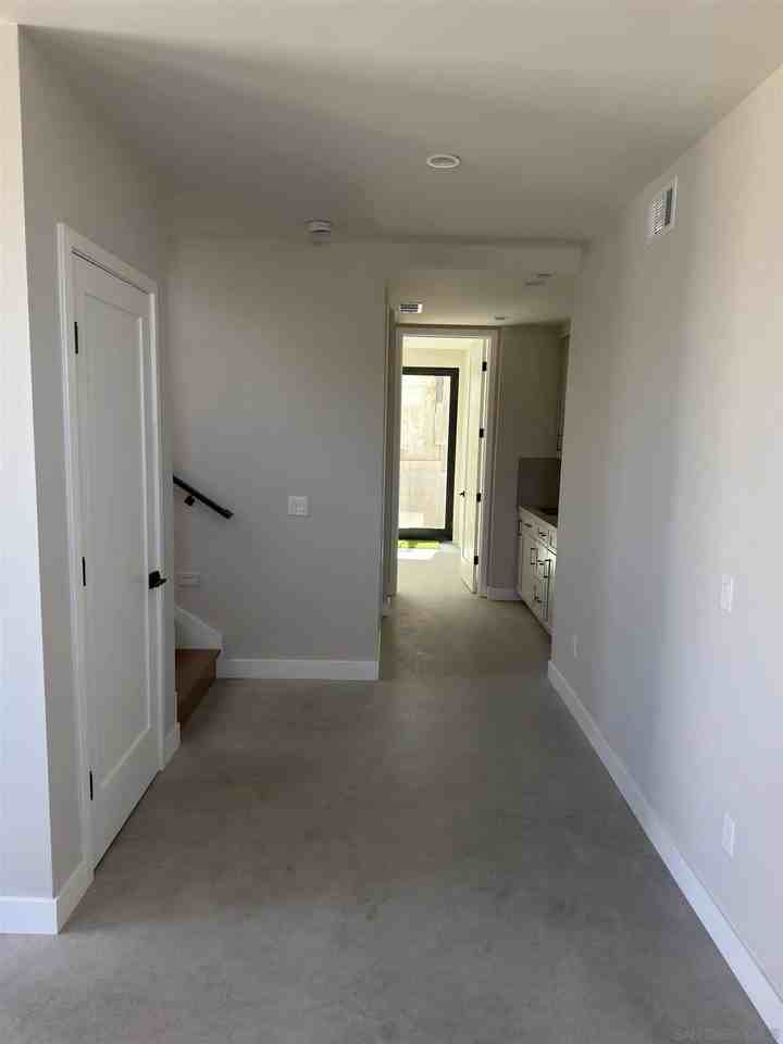 4647 Coronado Ave - Photo 3 of 45