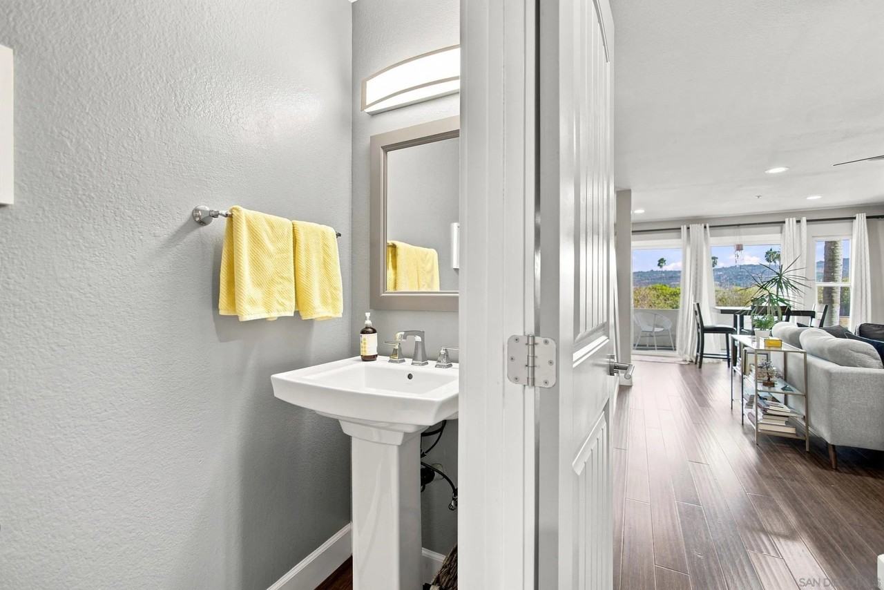 5704 Camino Del Cielo #102 - Photo 4 of 27