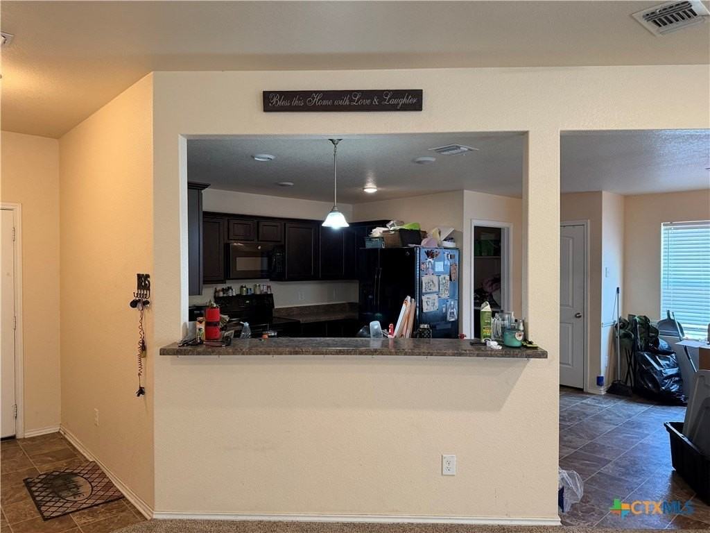851 Liberty Park Dr - Photo 4 of 15