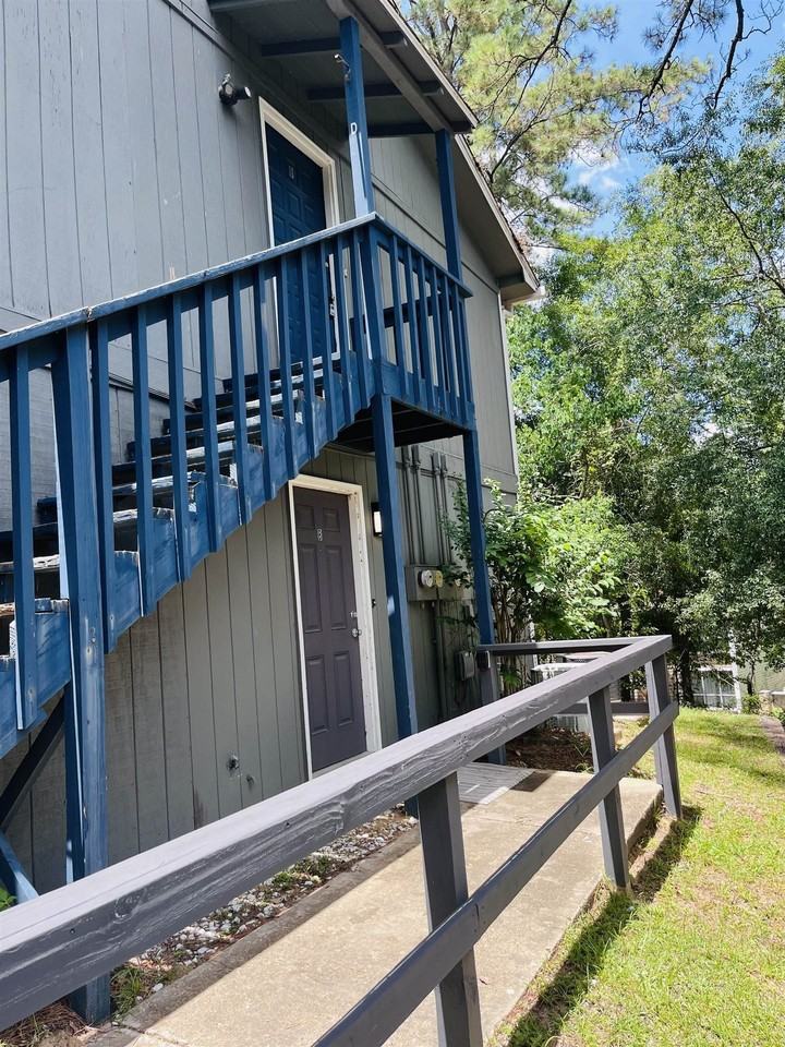 3732 Donovan Dr #D - Photo 2 of 13