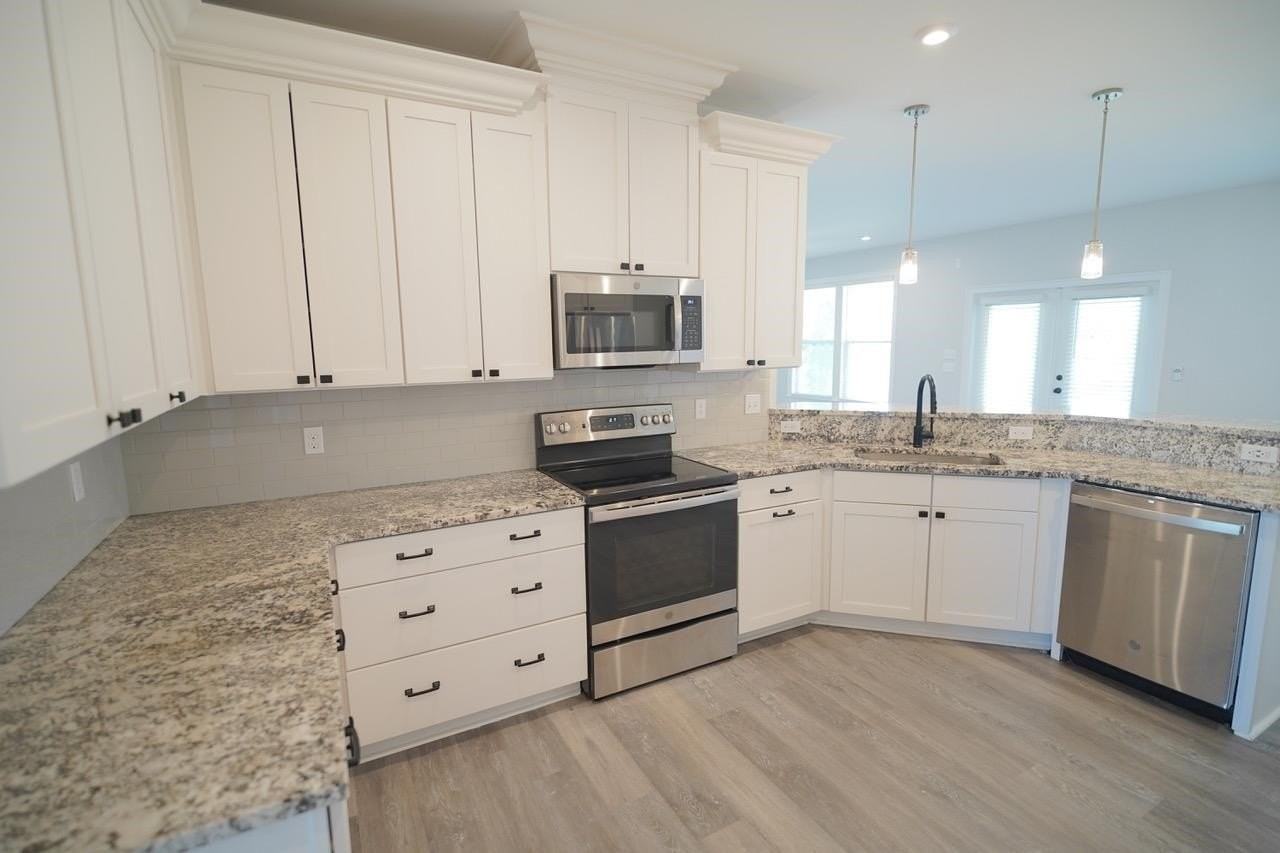 3846 Arbor Dr - Photo 7 of 30