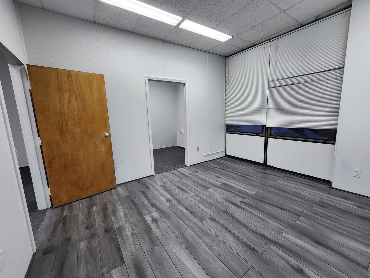 10 Stuyvesant Avenue - Upper Level 1 - Photo 5 of 10
