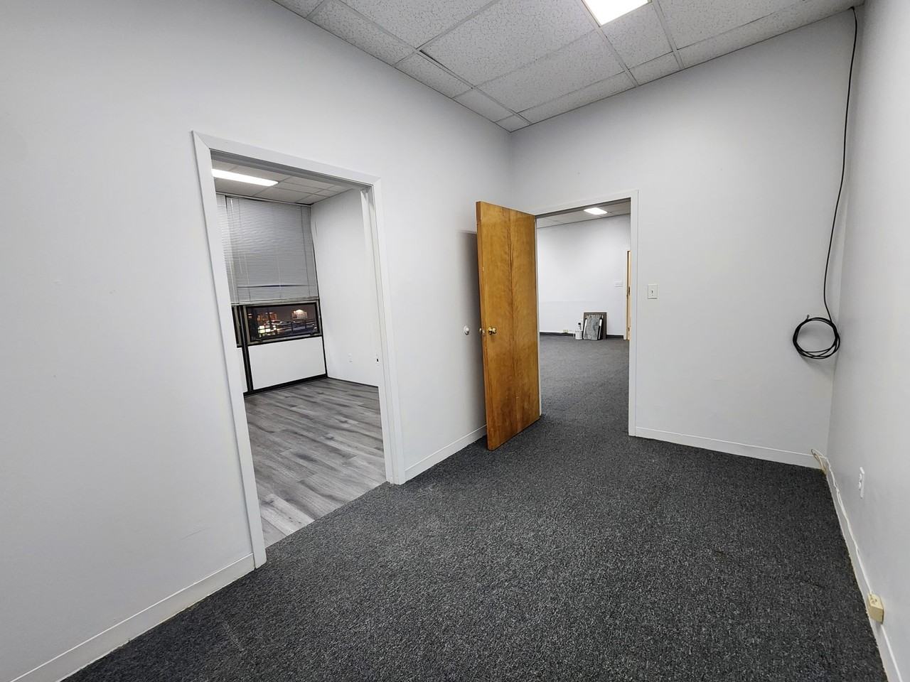 10 Stuyvesant Avenue - Upper Level 1 - Photo 7 of 10