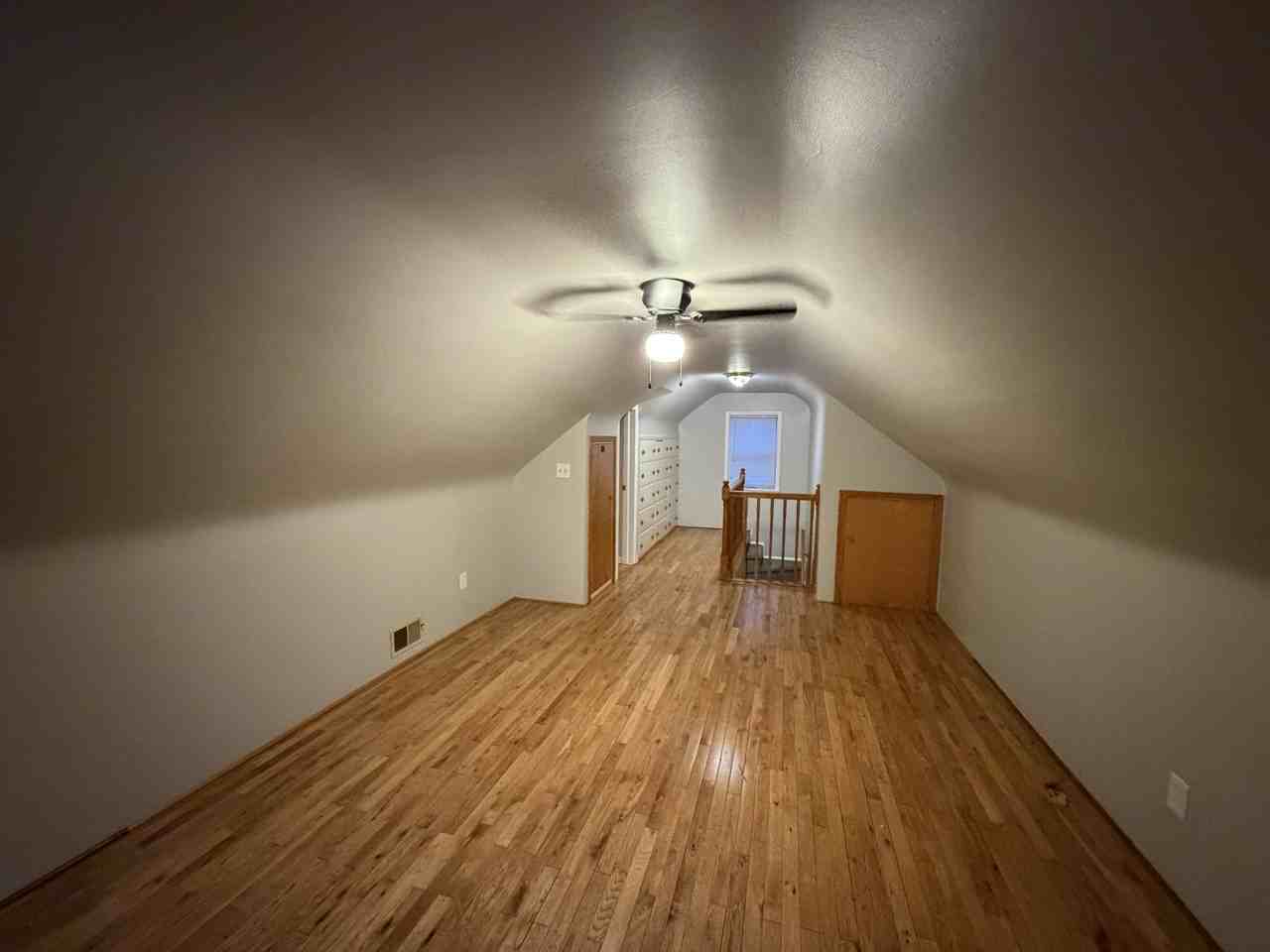 380 E 260th St #1 - Photo 3 of 17