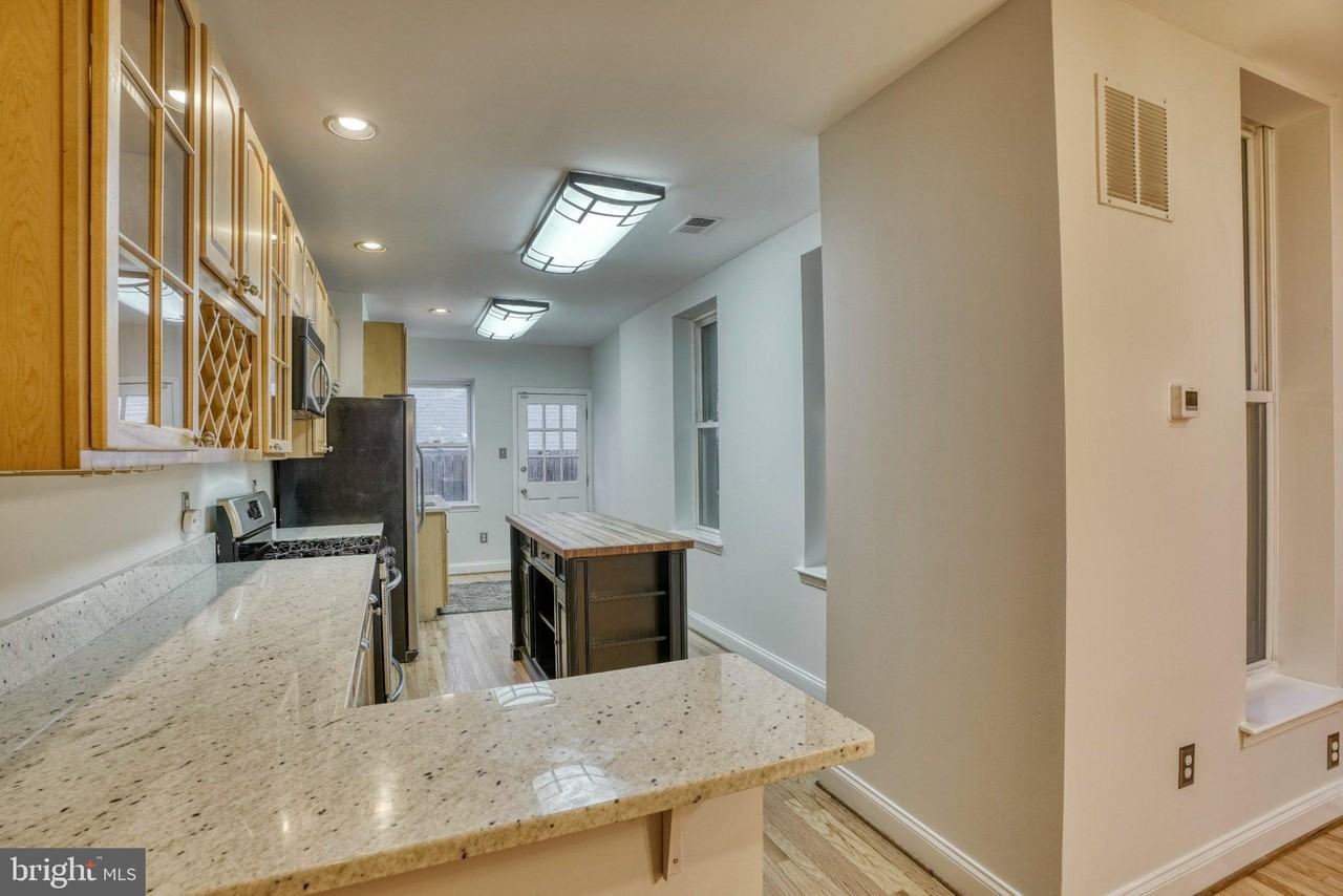 1236 S Charles St - Photo 6 of 22