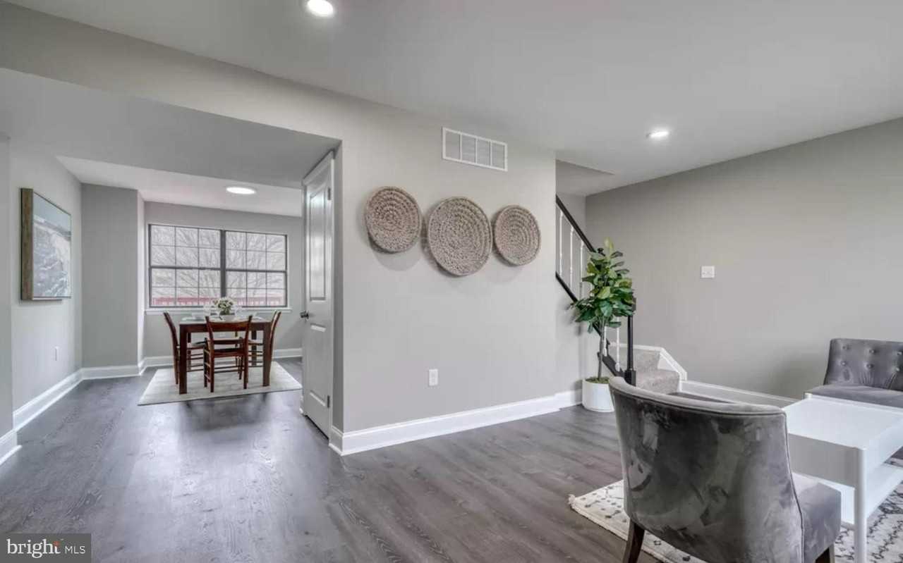 12 Badger Gate Ct - Photo 4 of 30