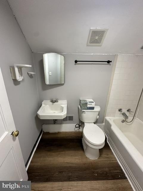 7506 Belair Rd #B - Photo 7 of 10