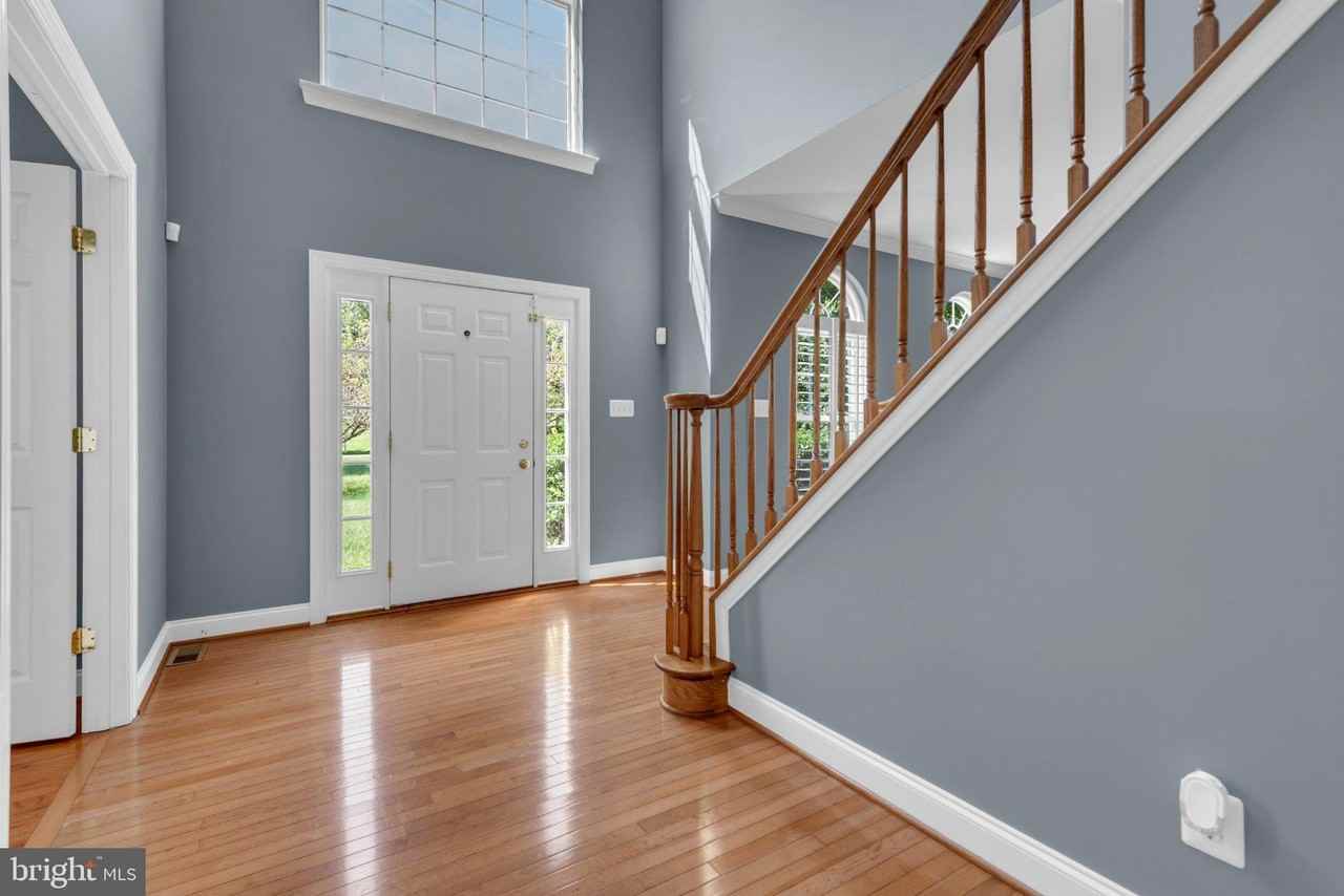 3355 Lancer Ct - Photo 2 of 46