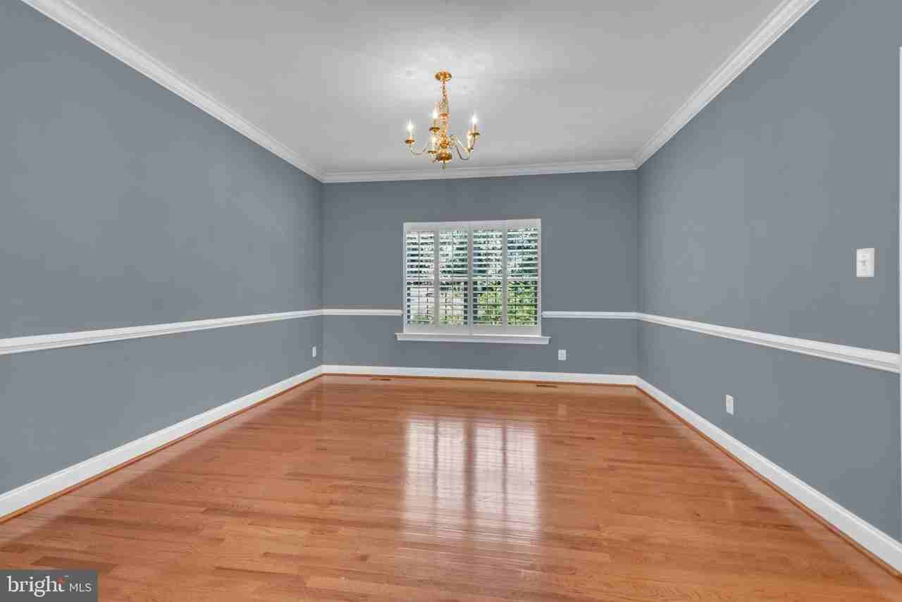3355 Lancer Ct - Photo 7 of 46