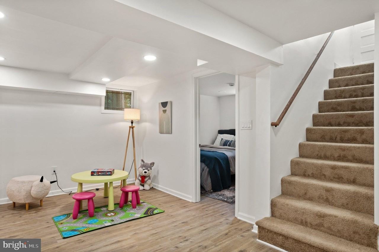 6603 Gude Ave - Photo 7 of 32