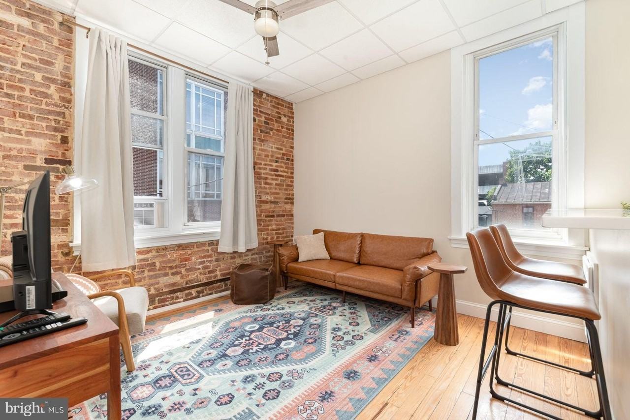 32 W High St #202 - Photo 6 of 13