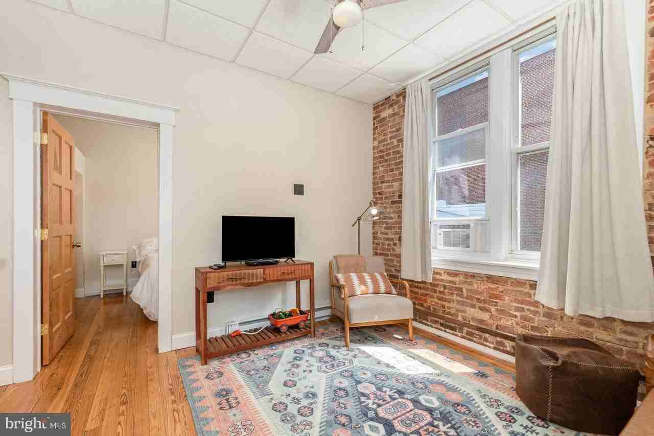 32 W High St #202 - Photo 7 of 13