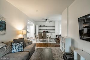 featured image of 445 E Main St #1
