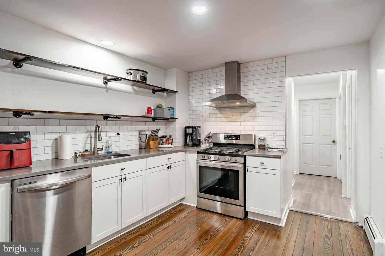 445 E Main St #1 - Photo 5 of 21
