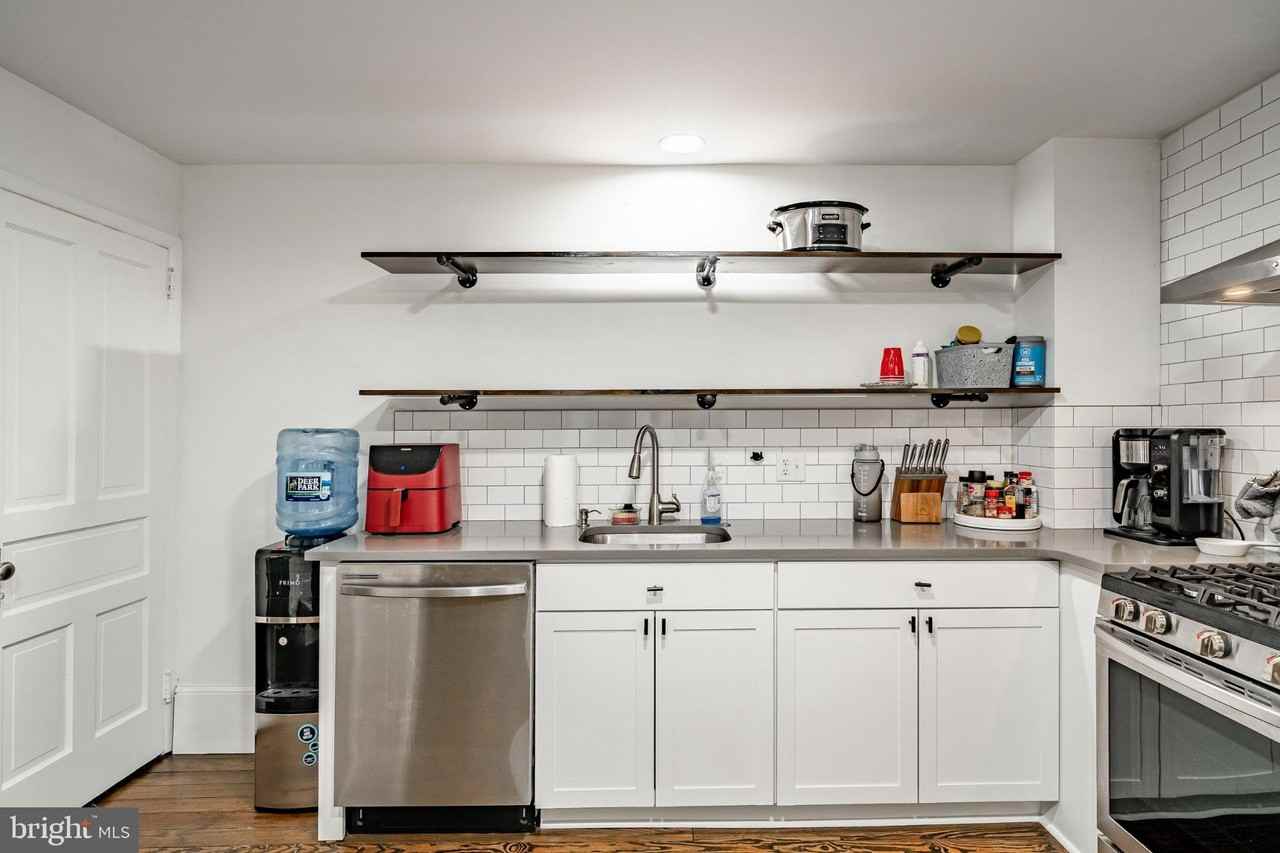 445 E Main St #1 - Photo 6 of 21