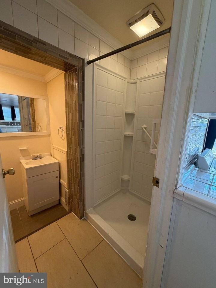 356 Easton Rd - Photo 4 of 13
